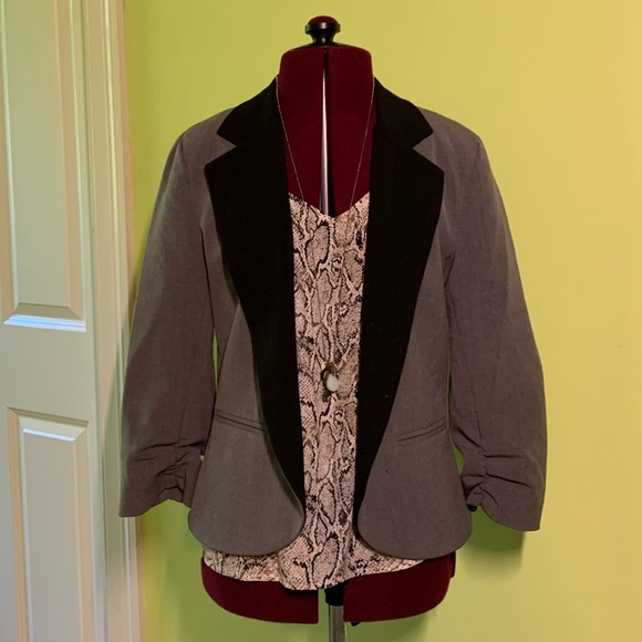 Aqua Jackets & Blazers - Aqua Grey/Black Style Blazer